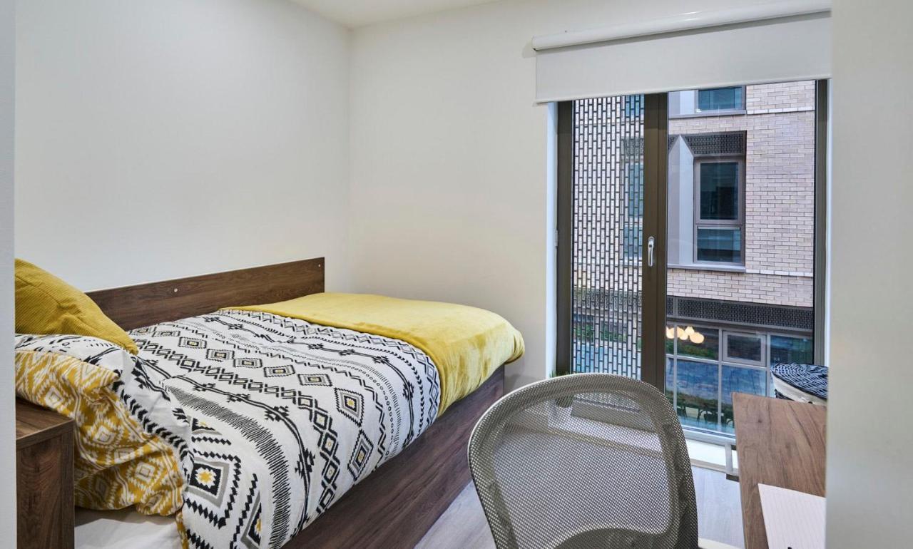 For Students Only The Oaks In Coventry Appartement Buitenkant foto