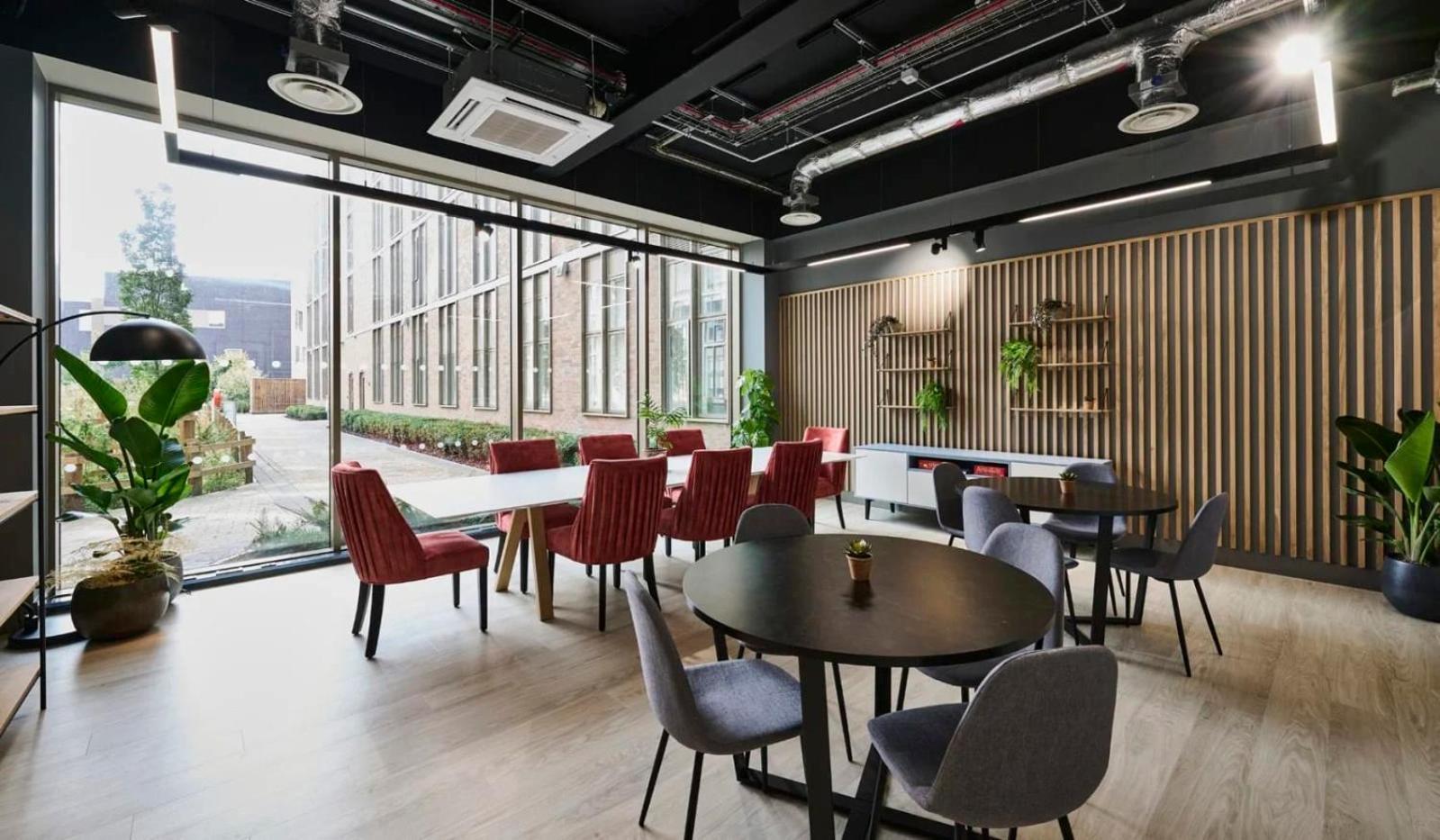 For Students Only The Oaks In Coventry Appartement Buitenkant foto